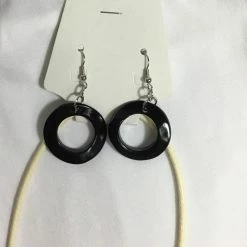 Custom Jewelry Wax Cord With Round Shells And Resin Rings Set By IVETH