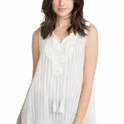 Apparel Yarn Crochet Trim Blouse By IVETH