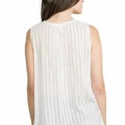 Apparel Yarn Crochet Trim Blouse By IVETH