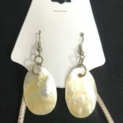 Custom Jewelry 2 Strand Necklace With Wax Cord And Lip Shells Set By IVETH 22 Custom Jewelry 2 Strand Necklace With Wax Cord And Lip Shells Set By IVETH