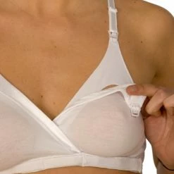 La Leche League International LA Leche League Women's Wrap 'N Snap Wireless Nursing Bra W/Snap Front Closure